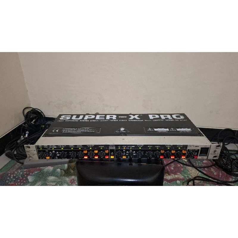crossover behringer cx3400 ori bekas