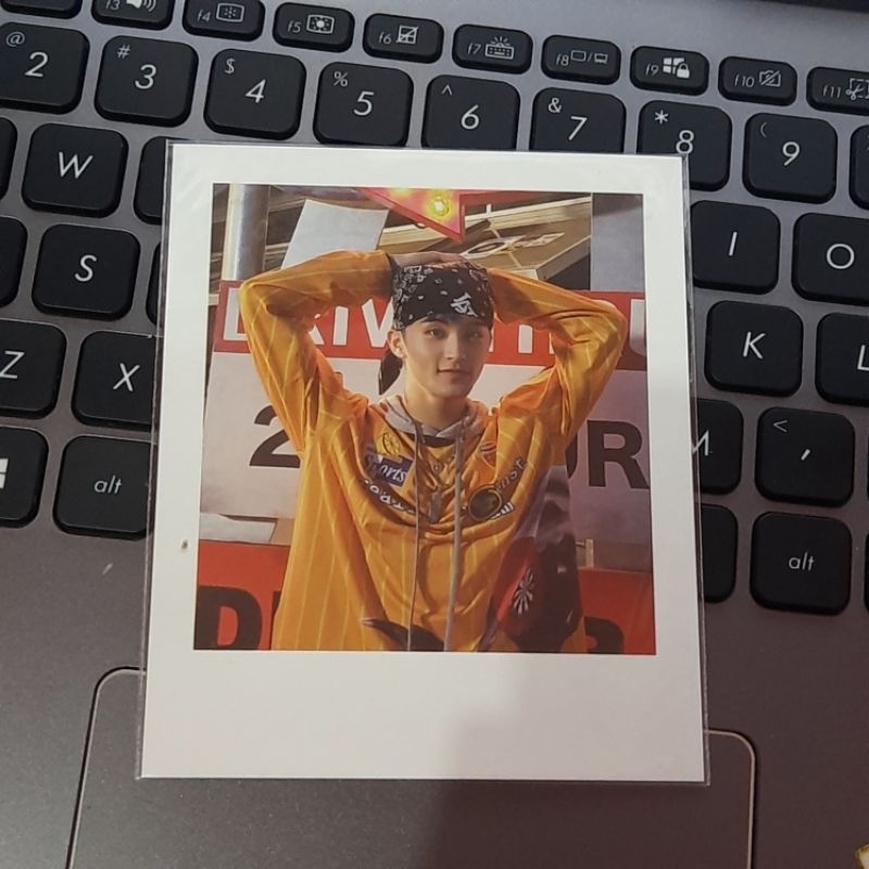 mark jisung nct dream polaroid