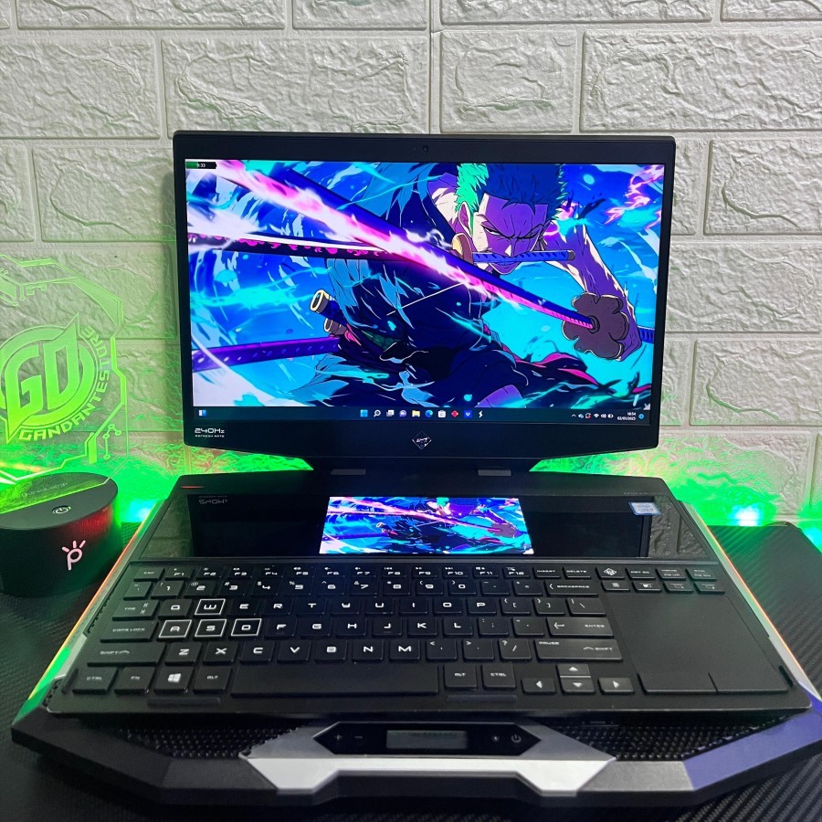 HP Omen X 15 DG0006TX Dual Screen Touch i9 32 GB 2 TB SSD RTX 2080 8 GB Full Power