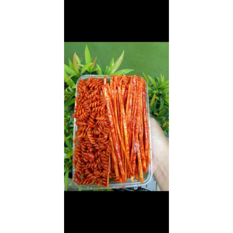 

mie lidih gepeng bumbu medok box 750 ml