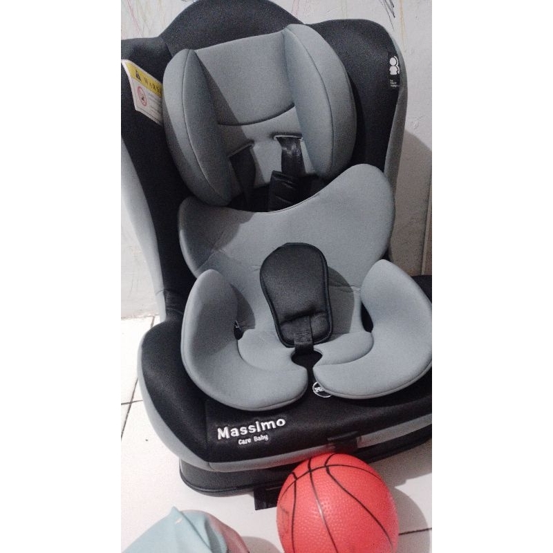 Car seat merk massimo preloved