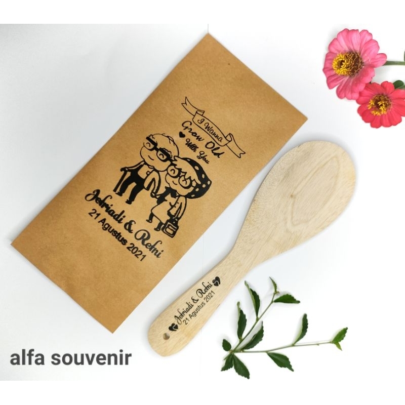 souvenir pernikahan centong kayu