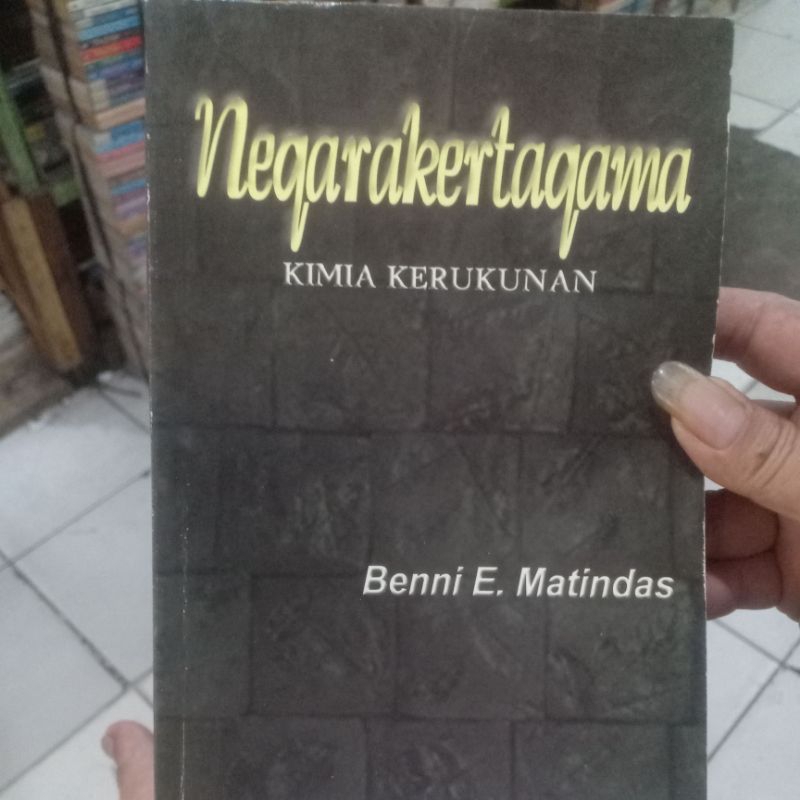 BUKU NEGARAKERTAGAMA, KIMIA KERUKUNAN