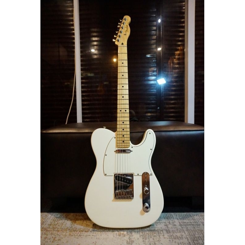 Fender Telecaster Made Player Series in Mexico 2022 mulus dengan kardus