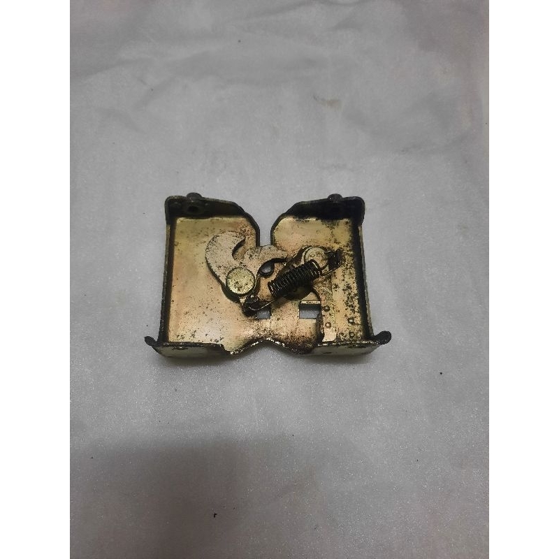 pengait jok hyosung bosowa sf50 pengait jok bosowa 50cc