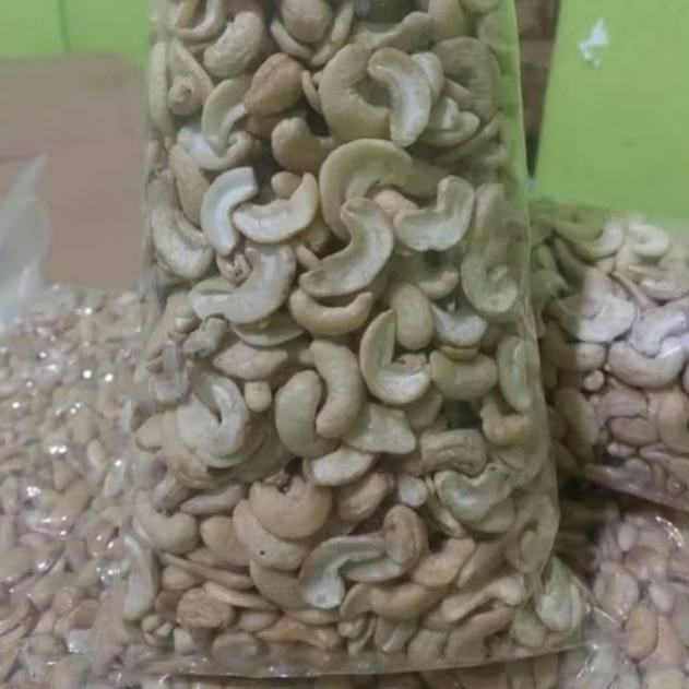 

kacang mede belah 2 1kg mentah food snack