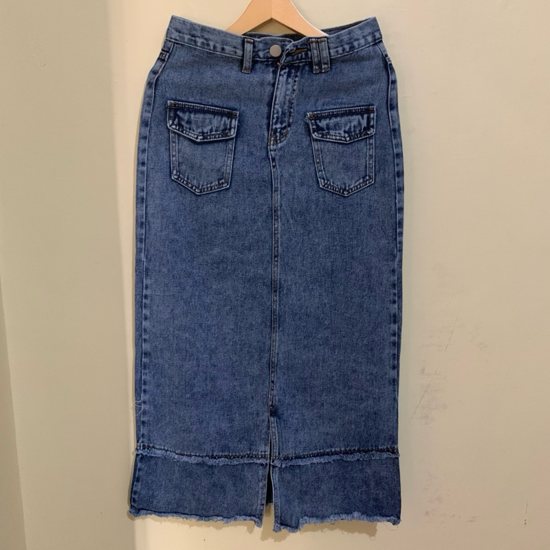 Rok Jeans Rawis Ruffle BKK Belah Depan import bangkok / Rok Jeans Denim Rumbay / Rok Jeans ELK / Rok