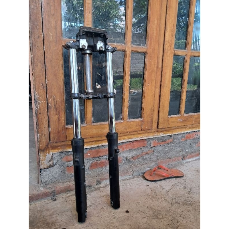 SKOK DRPAN TIGER REVO TIREV ORI COPOTAN SETT SHOWA