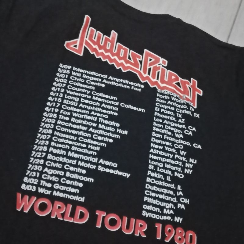 VINTAGE 1980 JUDAS PRIEST TOUR SIZE L ( 55  X 75 ) KOLEKSI KAOS TSHIRT