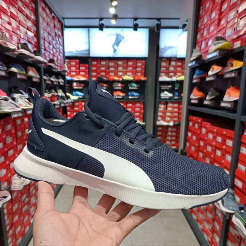 Sepatu Lari FLYER RUNNER Peacoat-Puma White 192257 01