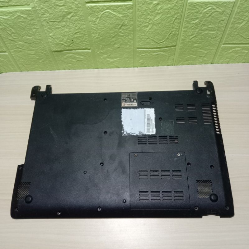 Kesing Case Casing Bottom Bawah Laptop Acer V5-431 V5-471