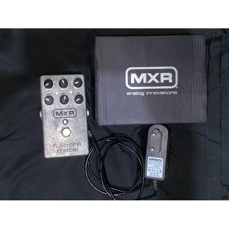 Efek gitar MXR fullbore metal