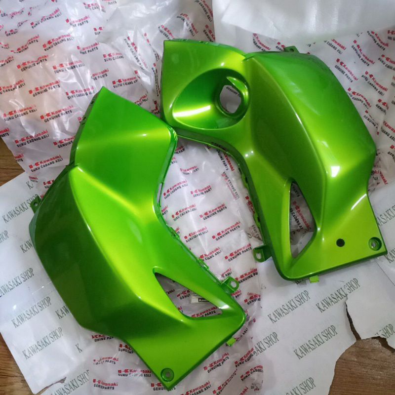 body sayap dalam kawasaki zx130 hijau metalik original kawasaki