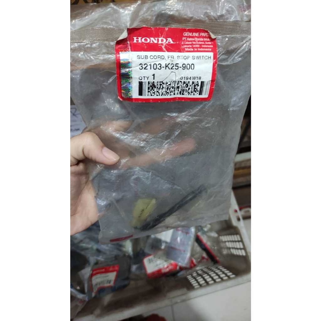 Kabel Switch Rem Depan Honda BeAT FI CBS / 32103-K25-900 ORIGINAL AHM