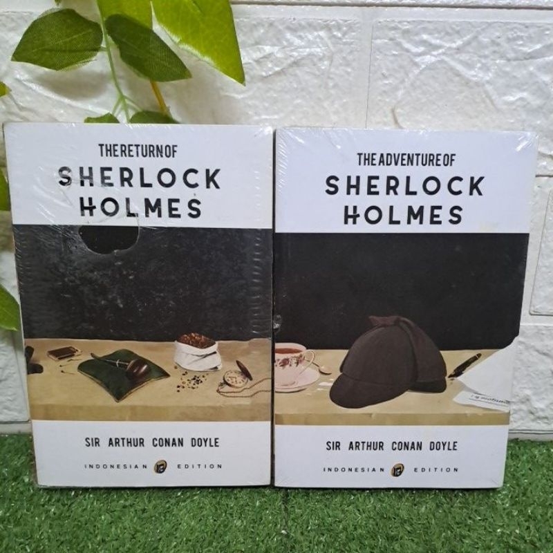 NOVEL THE ADVENTURE OF SHERLOCK HOLMES / THE RETURN OF SHERLOCK HOLMES BY SIR ARTHUR CONAN DOYLE