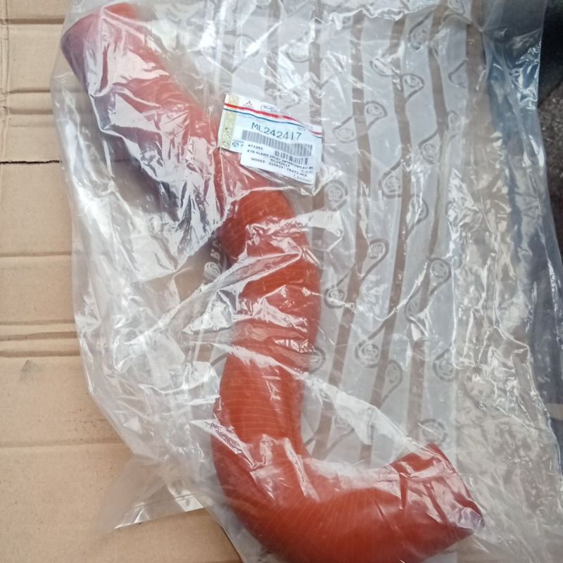 selang turbo canter 125/110/hdx/ps136 ori