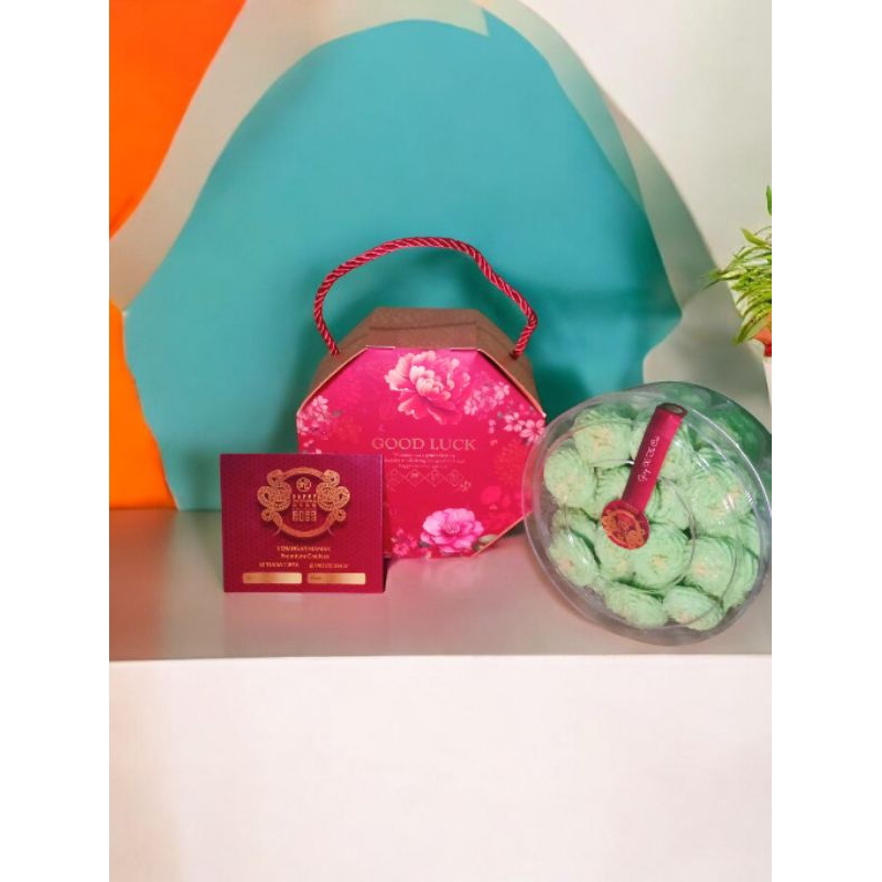 

Hampers imlek sagu keju pandan toples 500gr/kue kering