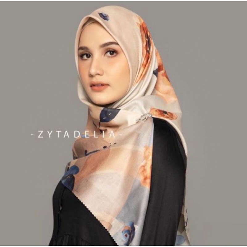 Zyta Delia Hijab Motif Bunga