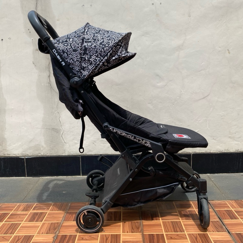 Stroller Cocolatte x Keith Haring preloved