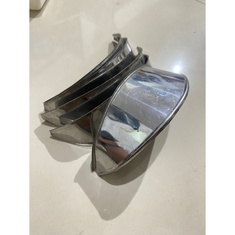 topi lampu depan vespa bulat