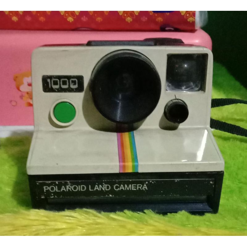 kamera jadul antik polaroid 1000