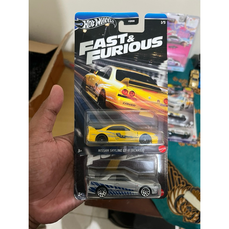 hotwheels paket hemat r33 + r34