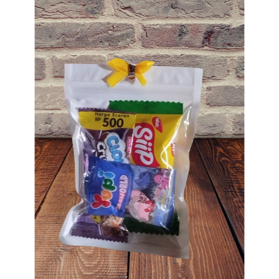 

Mini Gift Snack Ulang Tahun Termurah / Mini Hampers