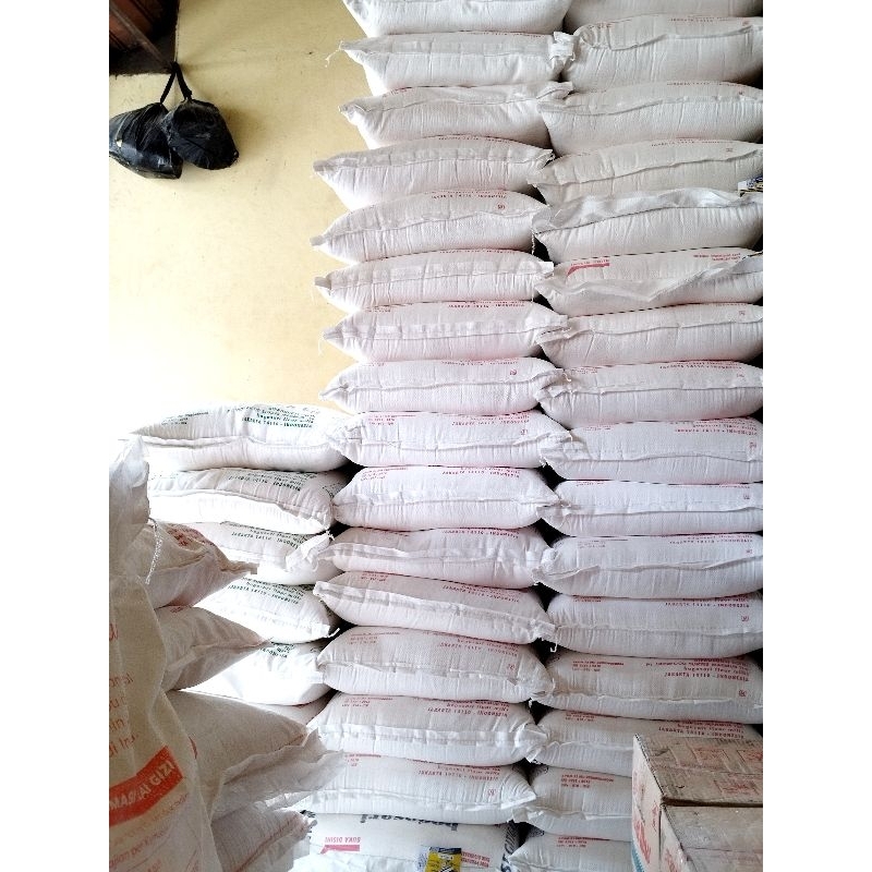 

HG Teru segita biru, Cakra kembar, Lencana Merah, bogasari 25kg