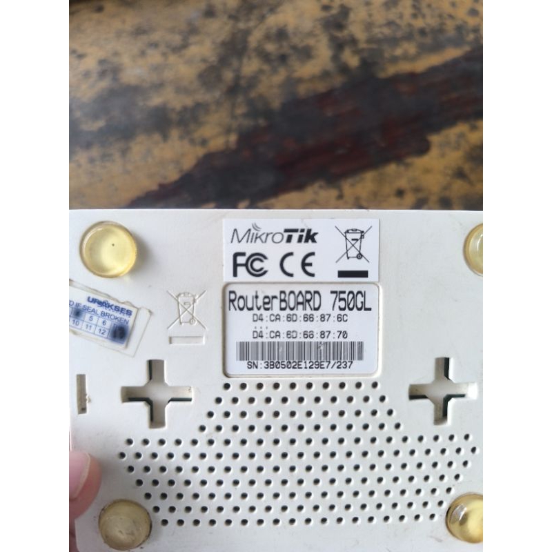 mikrotik RB 750GL
