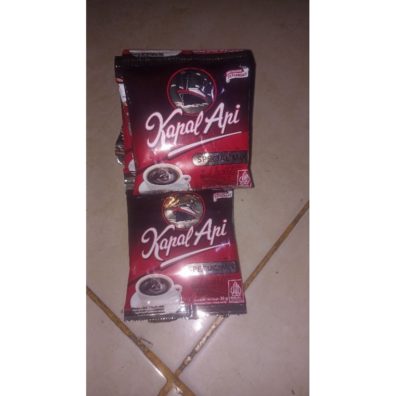 

Kopi Kapal Api Spesial Mix Renceng Isi 10 Sachet