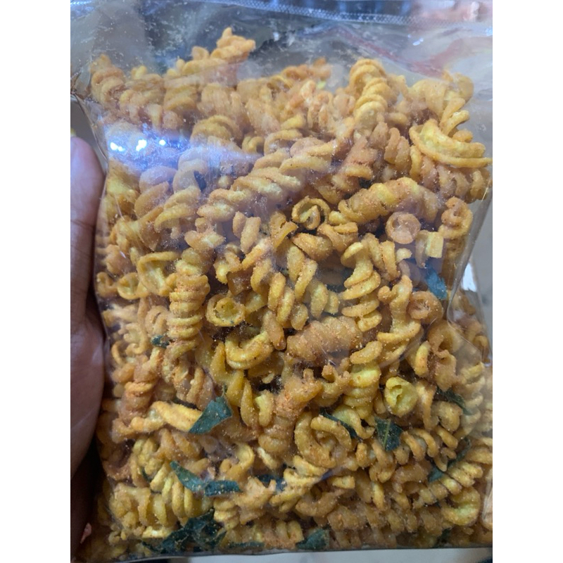 

(TERMURAH) MAKARONI URIL ORIGINAL KHAS CIAMIS/CEMILAN KHAS CIAMIS 250g