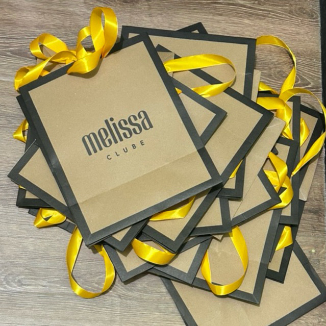 

Paperbag Melissa Miror (harus disertai dengan pembelian sepatu)