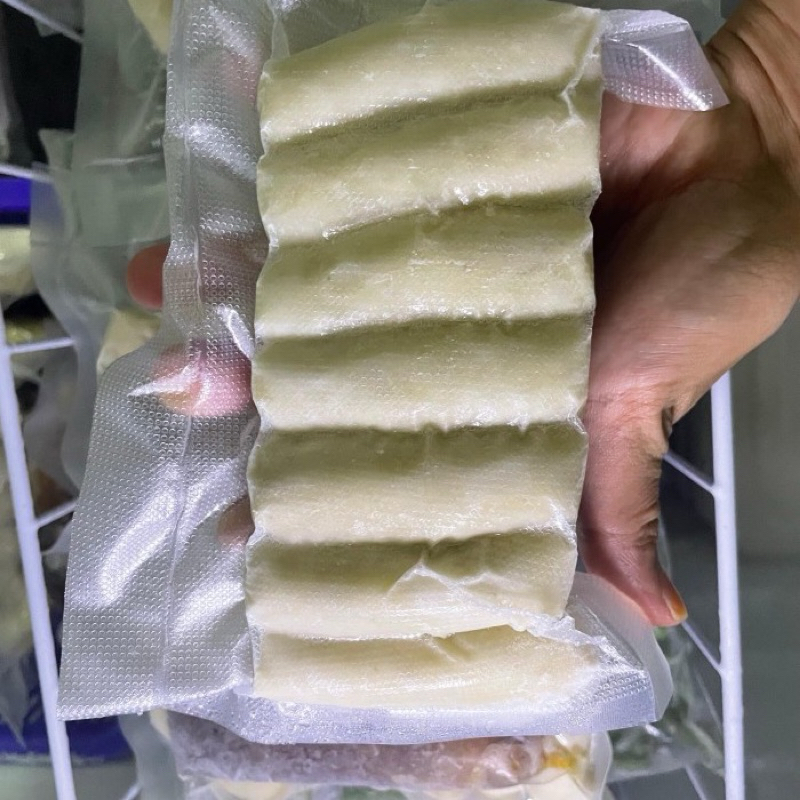 

Pempek Palembang Ikan Tenggiri Asli - Red Pempek (Paket Lenjer) - Gluten Free - Frozen food