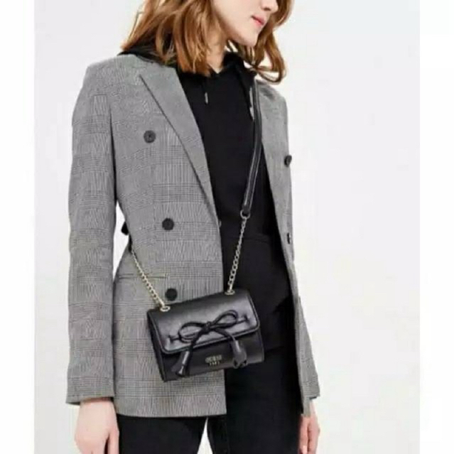 GUESS Tas Selempang Hitam