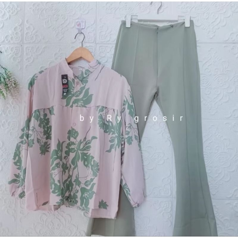 [PRELOVED] SETELAN BAJU DAN CELANA CUTBRAY