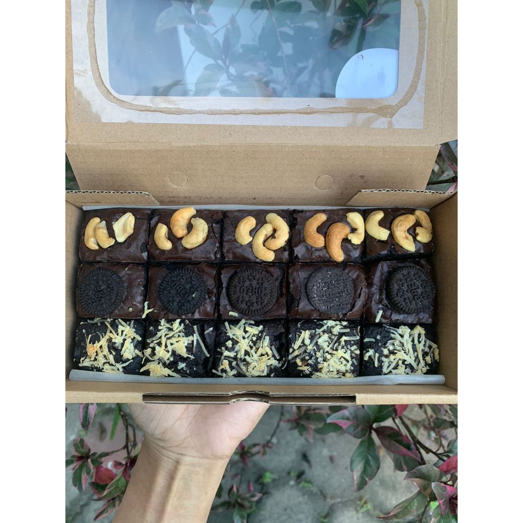 

Fudgy Brownies Medium Size Brownies Panggang