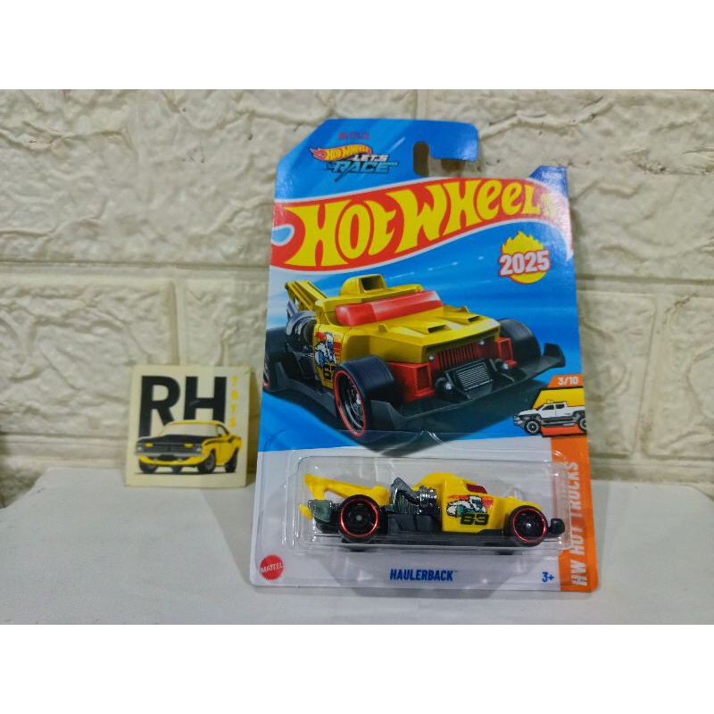 Hot Wheels Haulerback Truck Towing
