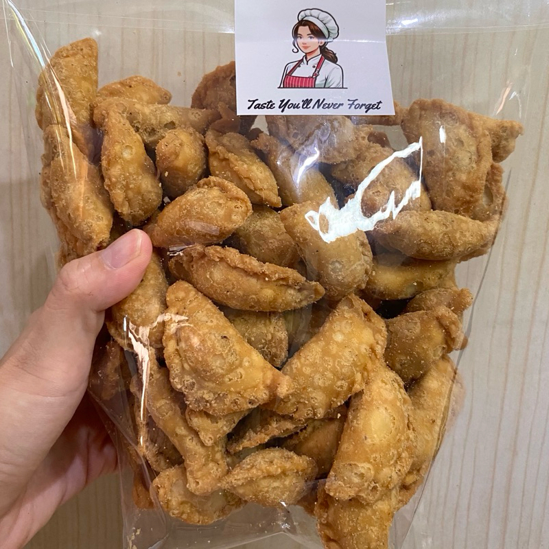 

Cemilan Pastel Gurih & Renyah 500gr