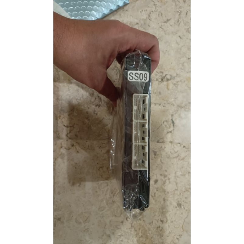 vcs/ss09/s8990-e0093/ss09 computer assy,vechicle control