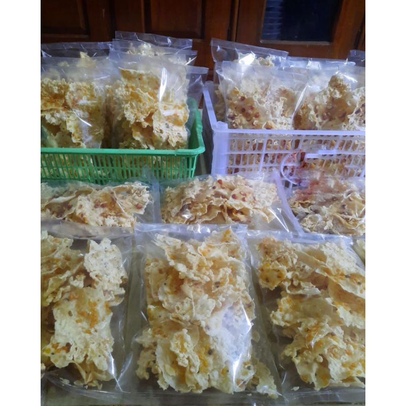 

Peyek kacang 100 gram