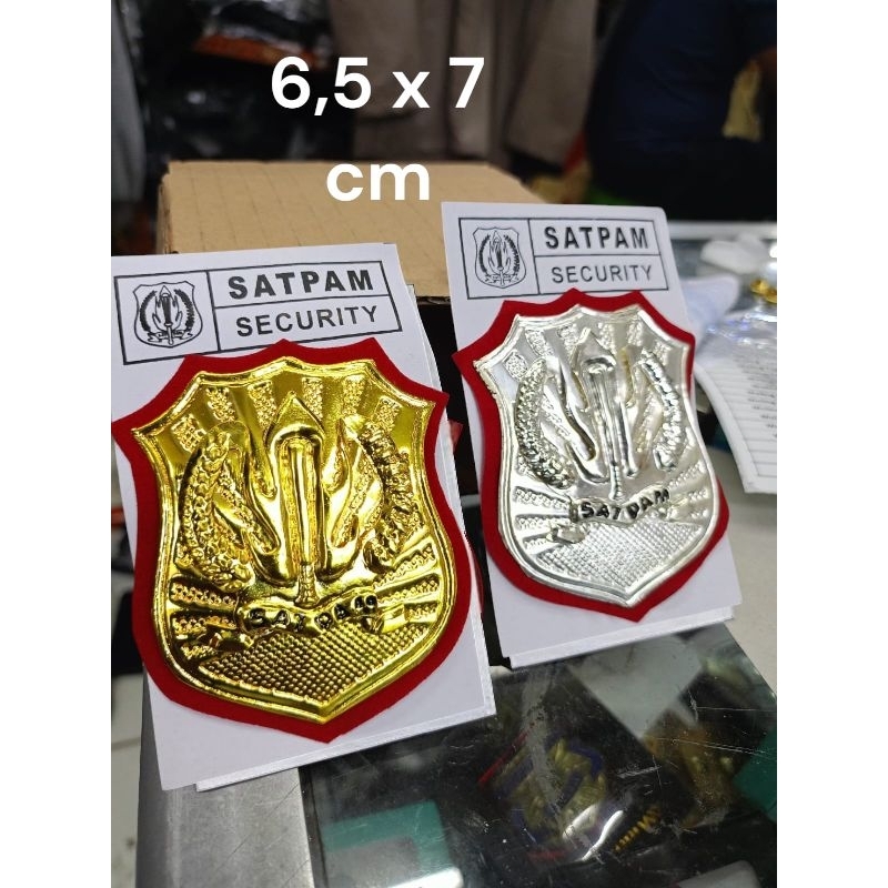 lencana kewenangan besar satpam silver dan gold