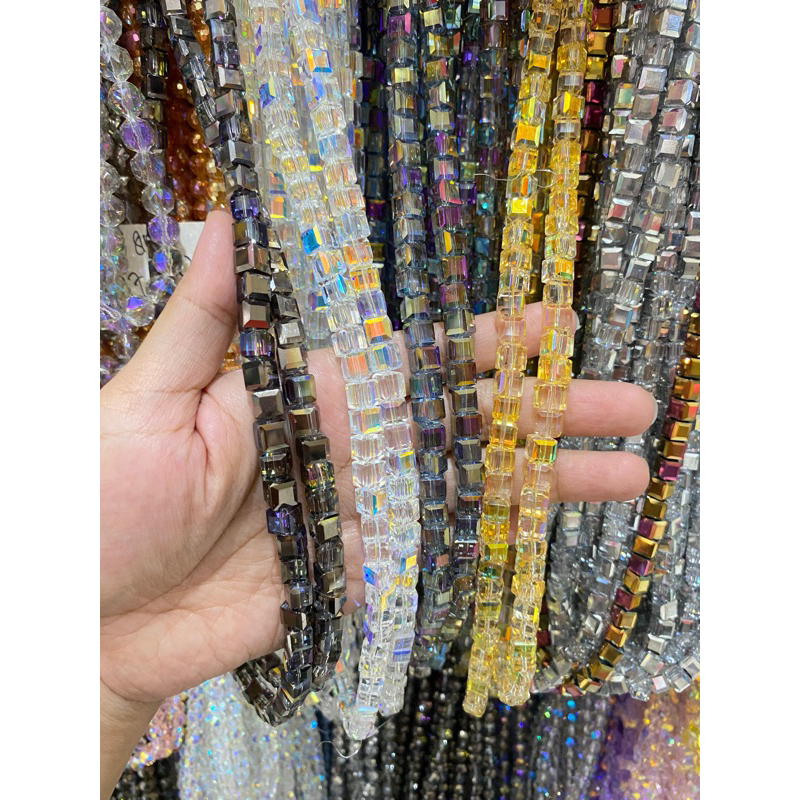 [SYIZI STORE] +-100 butir Kristal kubus grade AAA 8mm -gelang Kristal -kristal kubus-gelang monte -g