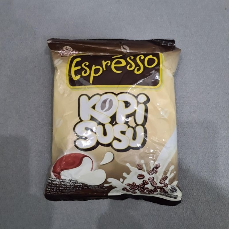 

PERMEN EXPRESO PERMEN KOPI SUSU PERMEN ENAK 135 GRAM
