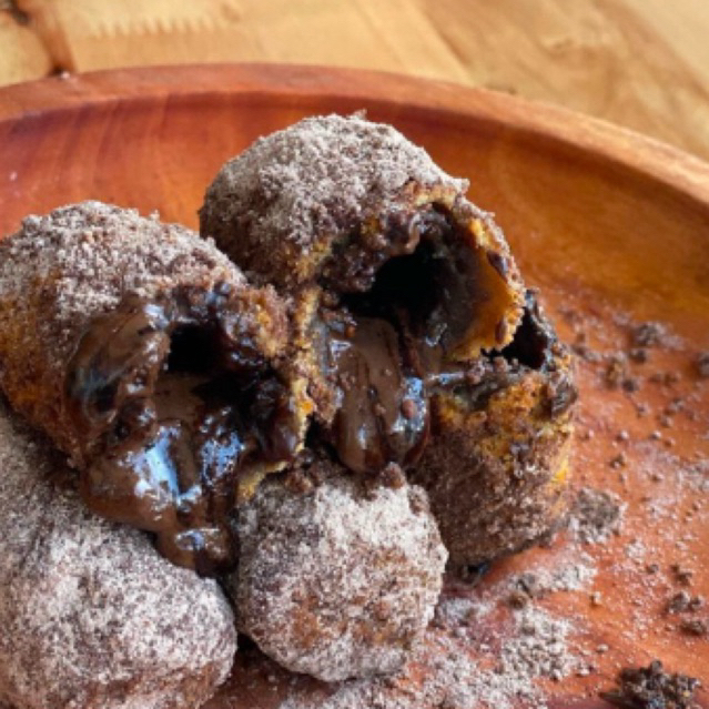 

Risol Coklat Lumer Siap makan