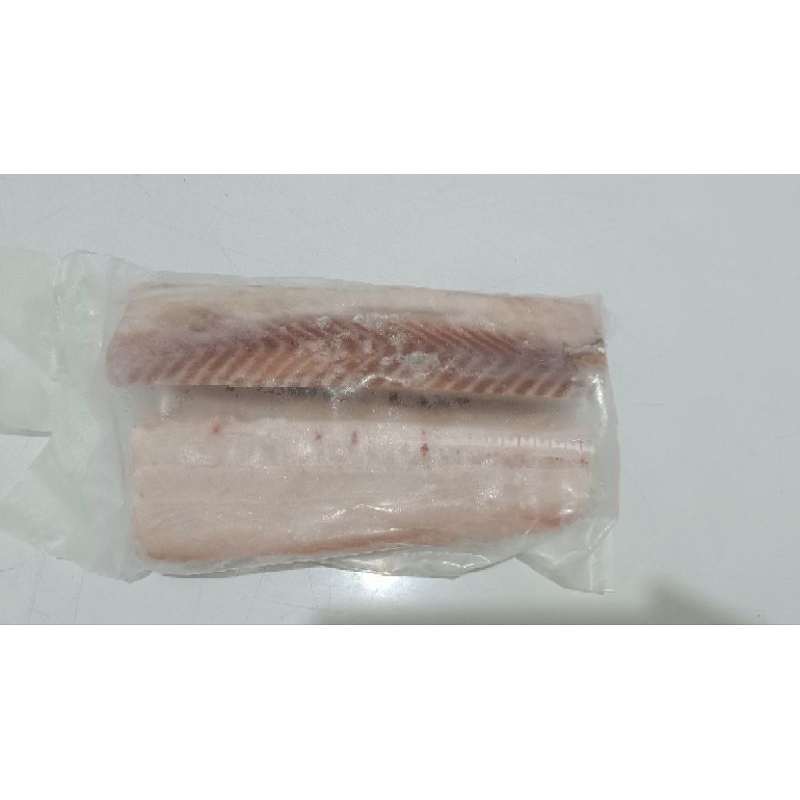 

ikan cucut non glasing/tanpa es