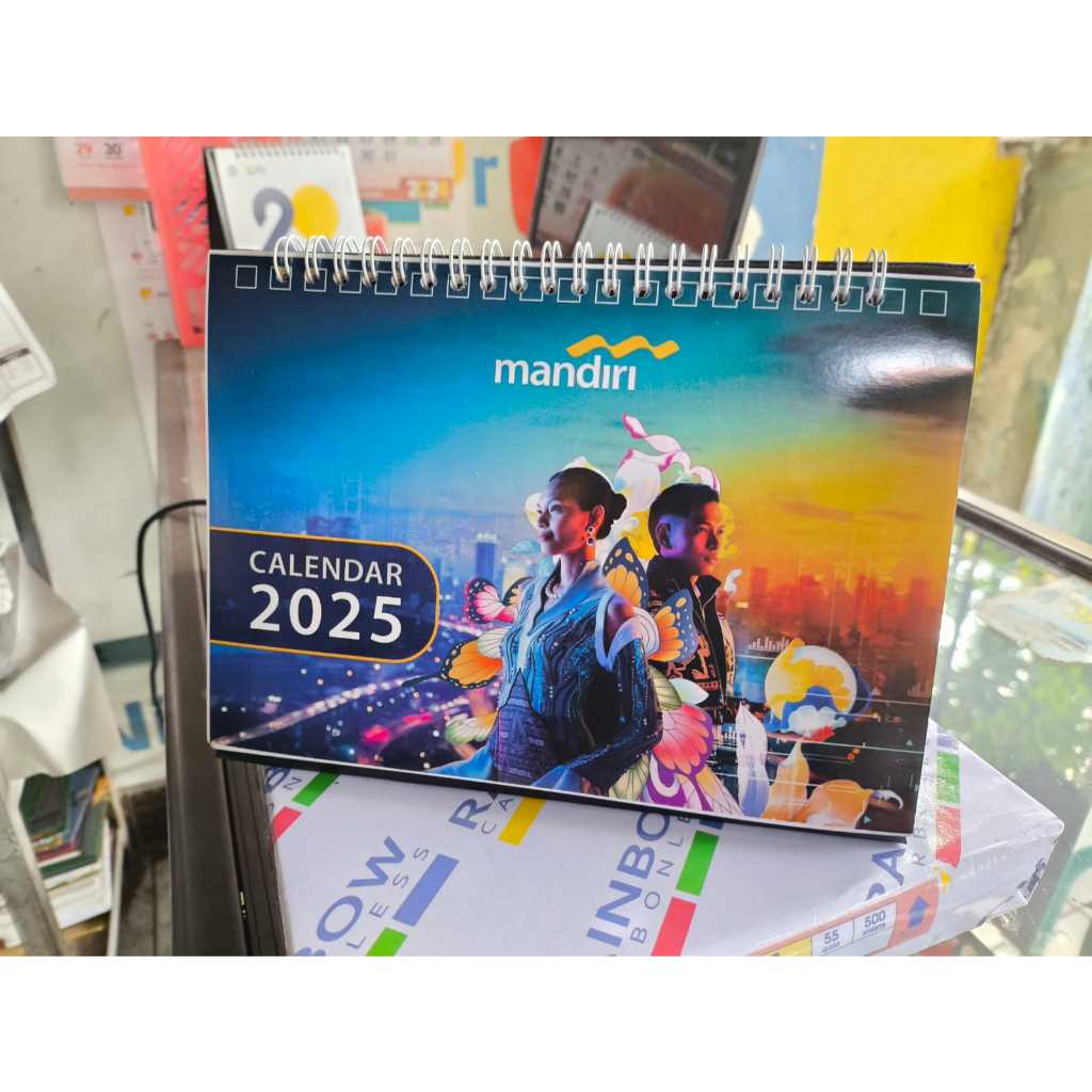 

Kalender Meja Bank Mandiri | Souvenir Kalender Meja Bank Mandiri, BRI, BNI, BCA, Jatim