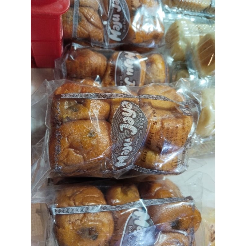 

Paketan roti goreng isi coklat