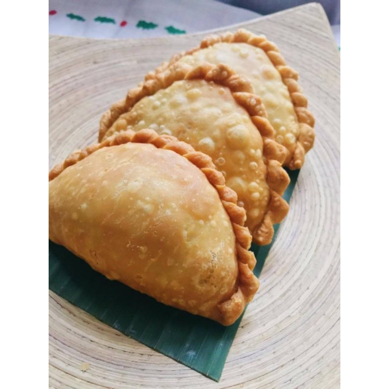 

Pastel isi Sayur (2 pcs)