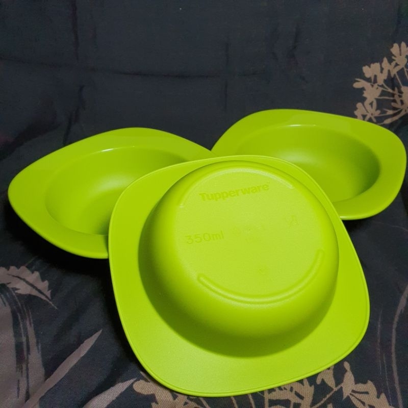 Tupperware Blossom Bowl