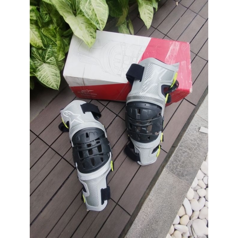 Alpinestar Bionic 7 knee brace set size M bekas